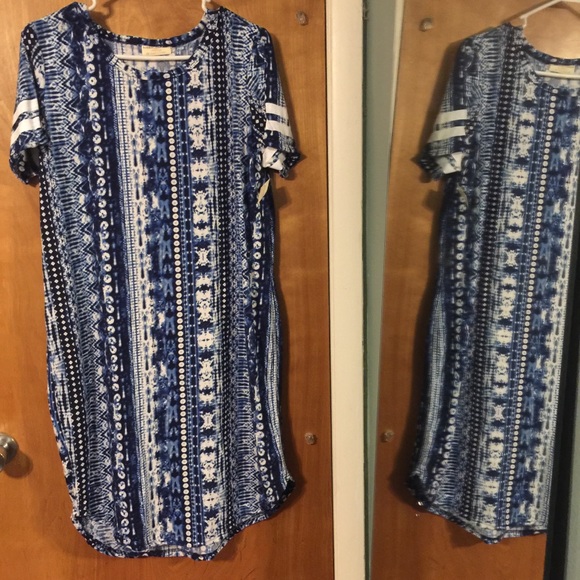 Bobbie Brooks Dresses & Skirts - NWT Bobbie Brooks blue & white T-shirt dress